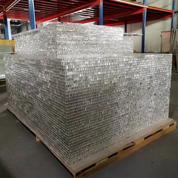 Lightweight Honeycomb Panels